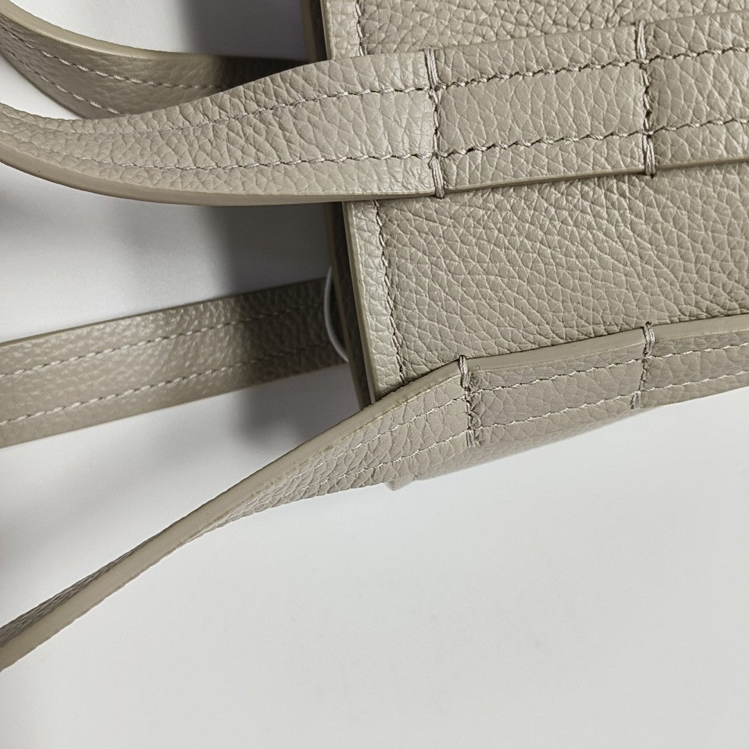 Everyday Calfskin Gray