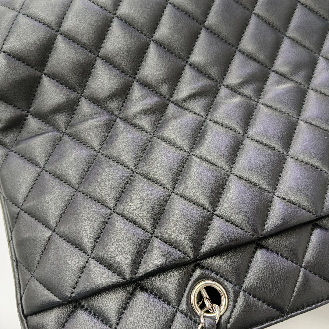 Quilted Calfskin Large Black