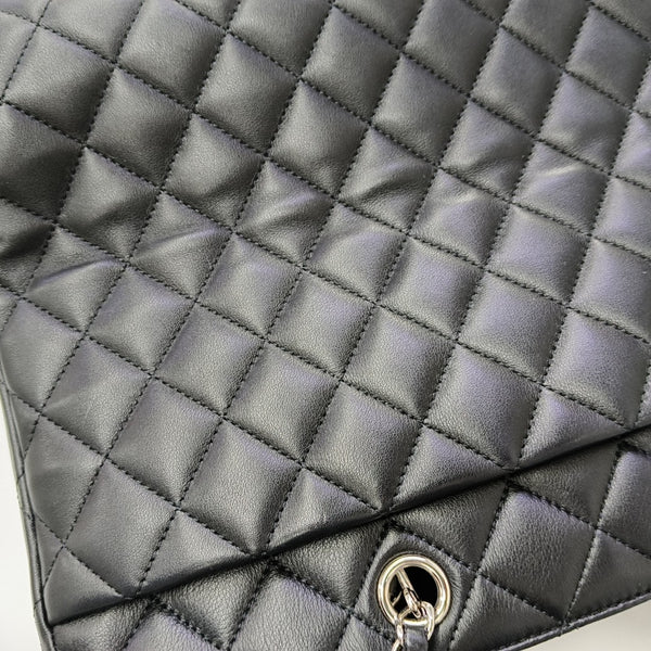 Quilted Calfskin Large Black