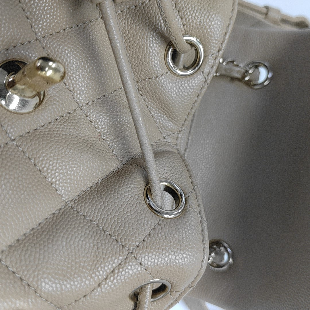 URBAN SPIRIT Quilted Grained Calfskin Beige