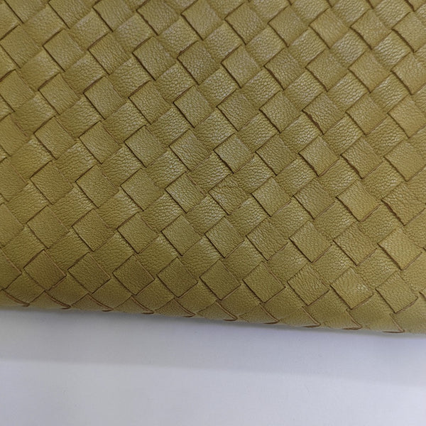 Calfskin Clutch Green