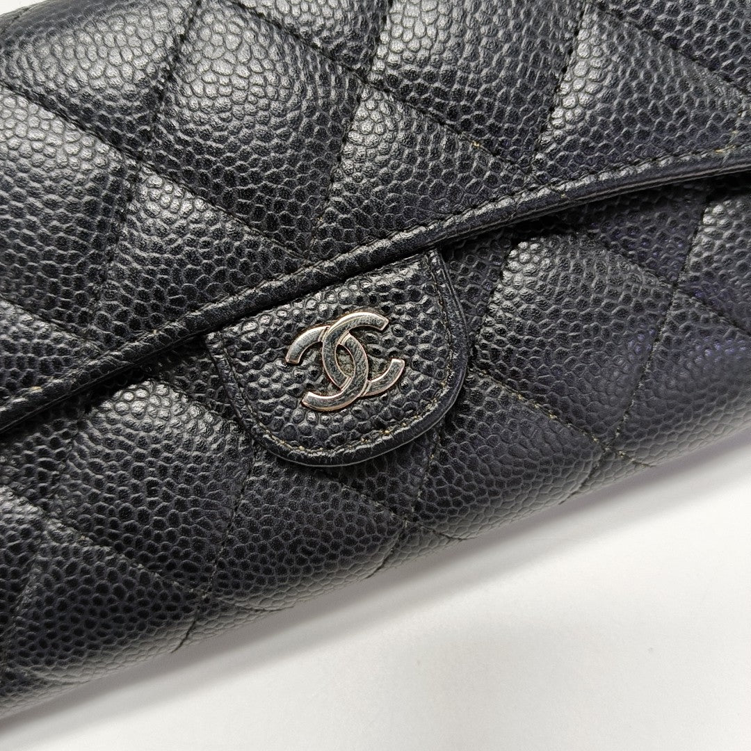 CLASSIC FLAP Mini Quilted Grained Calfskin Black Wallet