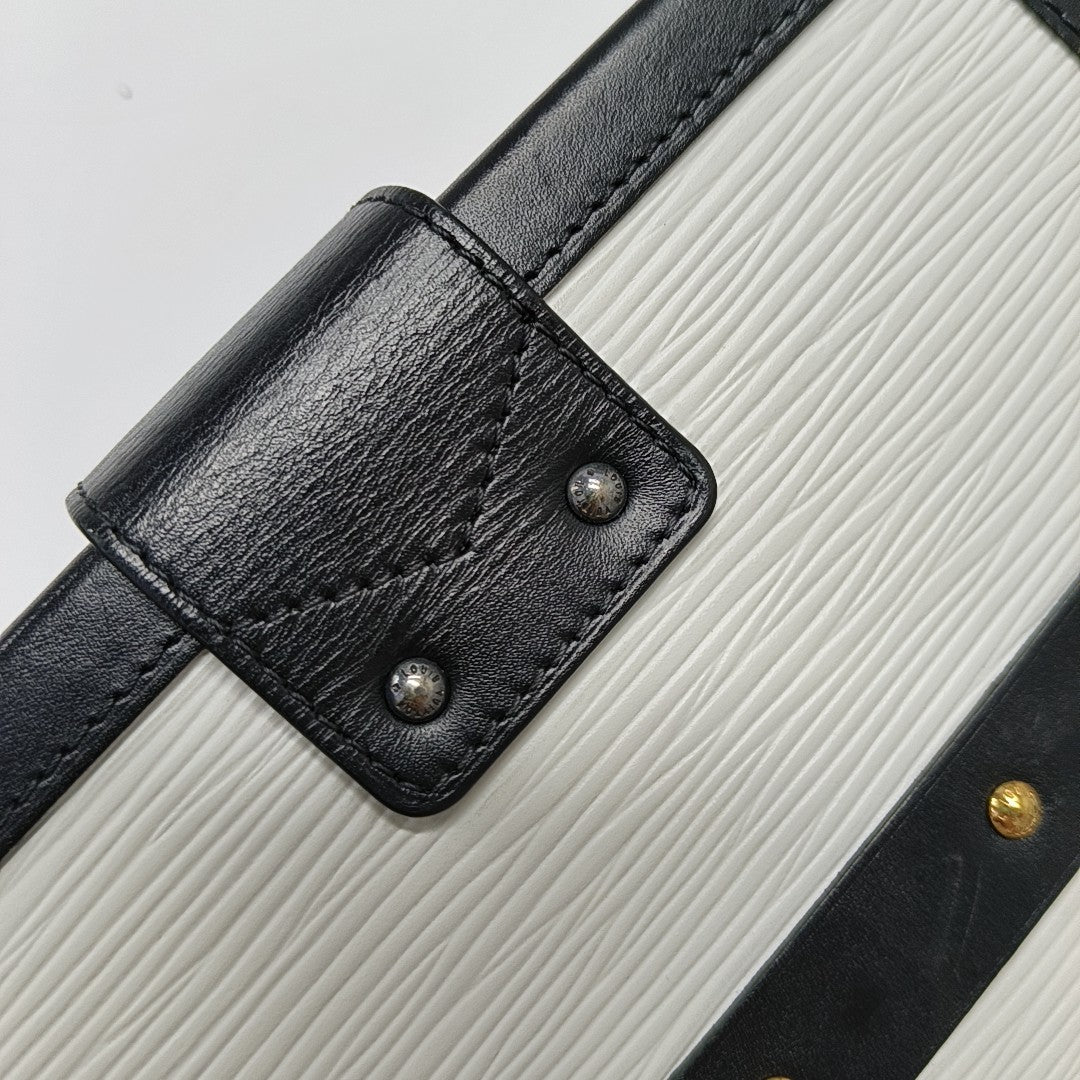PETITE MALLE Epi White