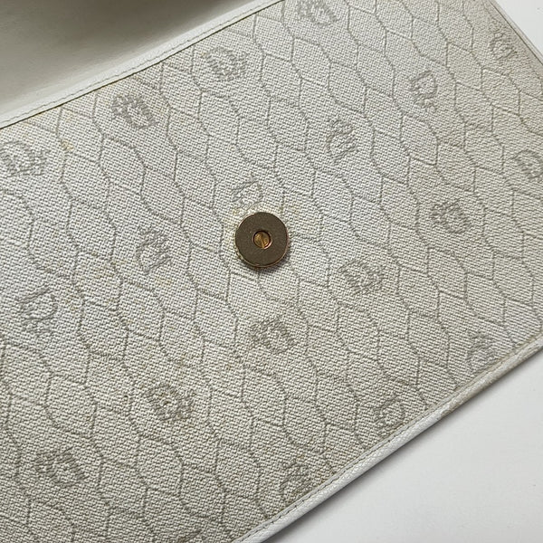 Coated Canvas White