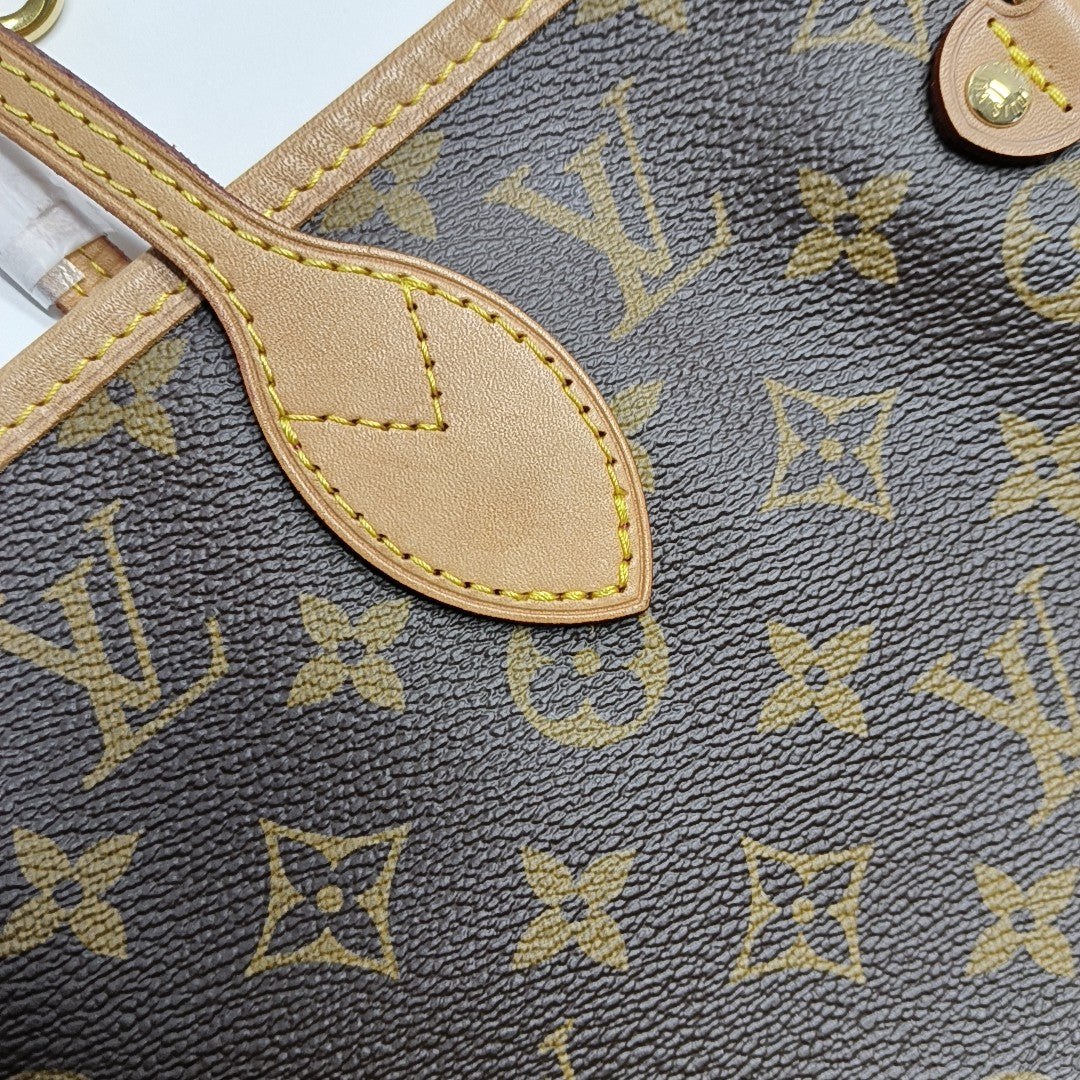 NEVERFULL INSIDE OUT MM Monogram Fabric Red