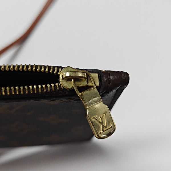 LOOP HOBO Monogram Coated Canvas Brown
