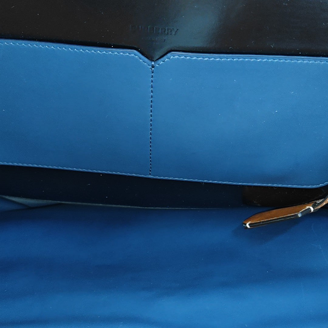 Pocket Medium Calfskin Brown