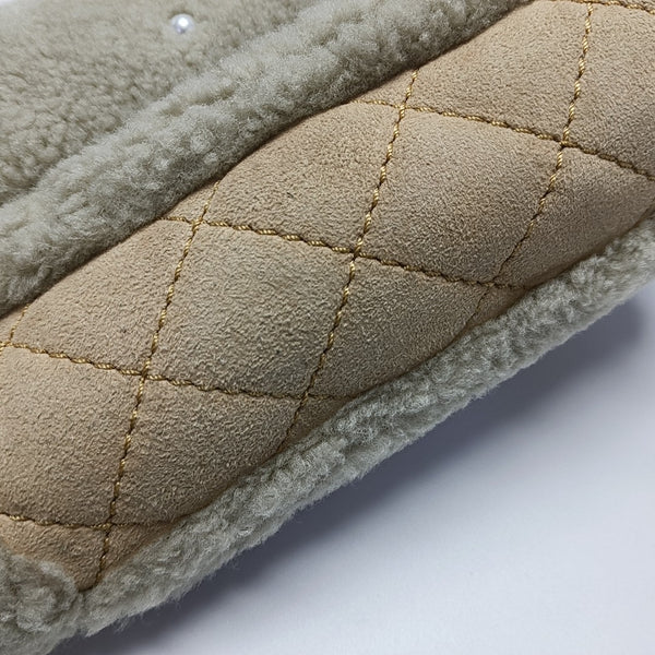 CLASSIC FLAP Small Sheepskin Gray