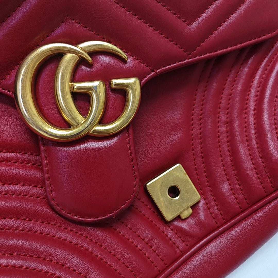 GG Marmont Medium Quilted Calfskin Red