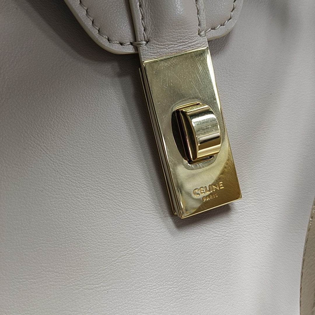 16 Large Calfskin Beige