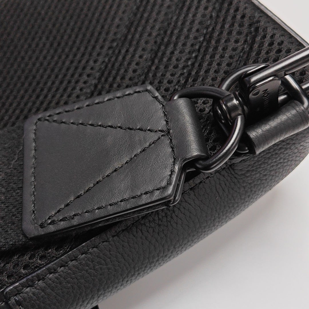 PILOT Calfskin Black