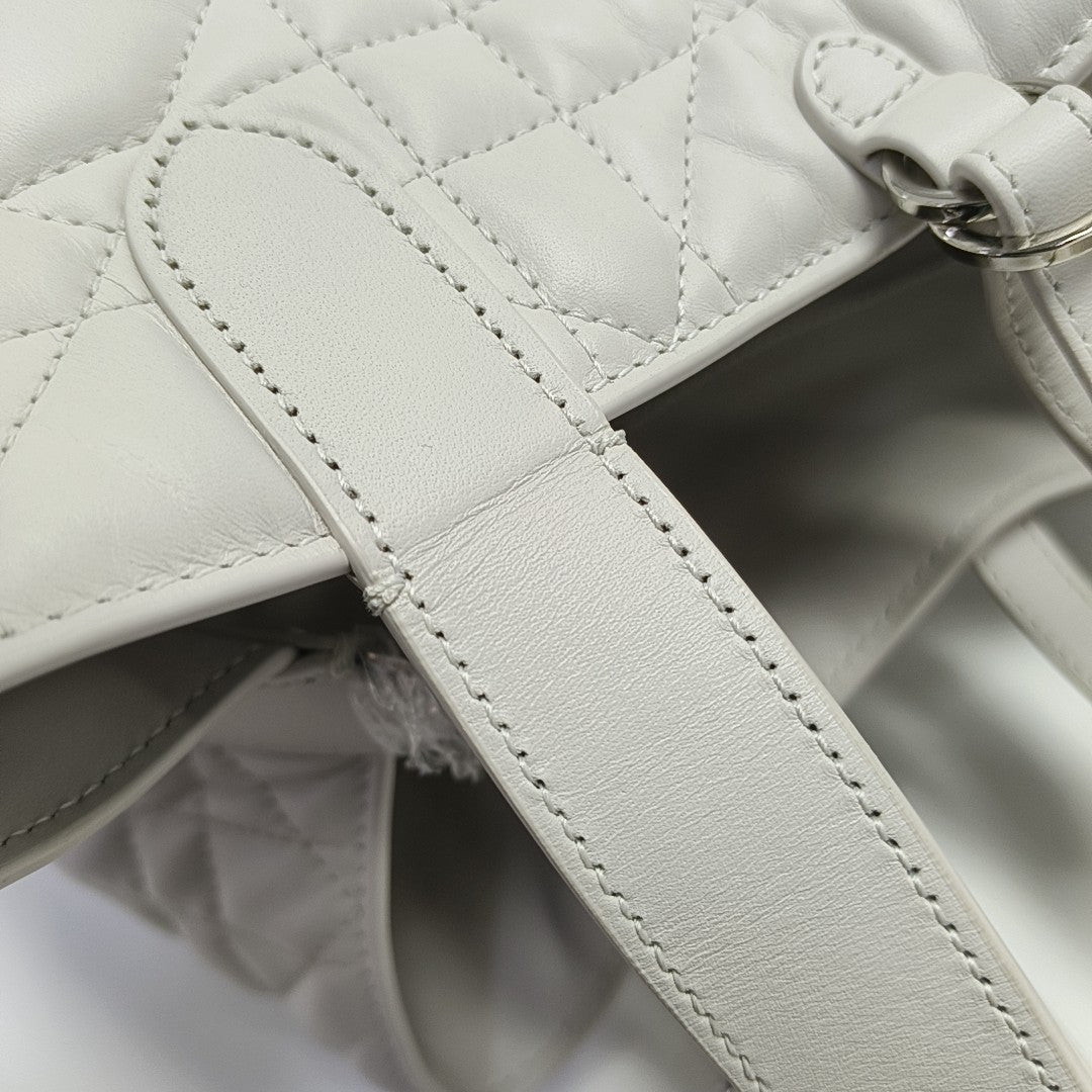 Toujours Medium Cannage Calfskin White