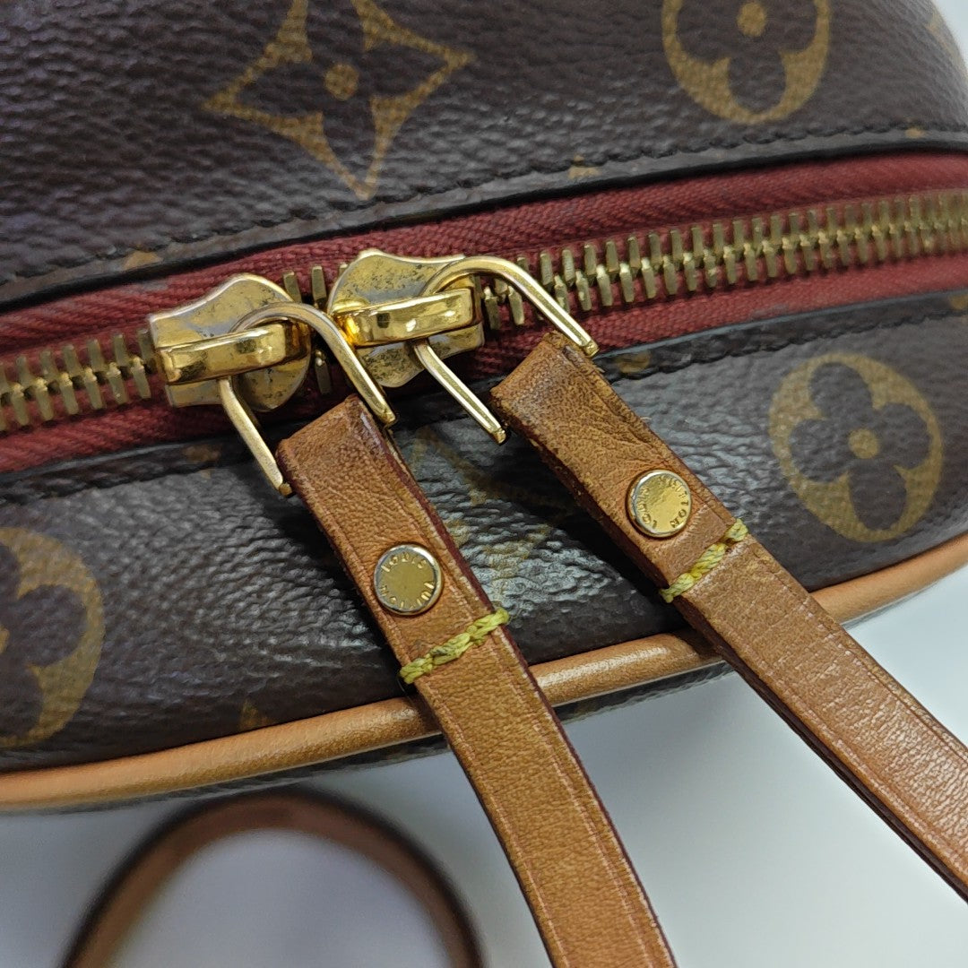 BOITE CHAPEAU PM Monogram Coated Canvas Brown