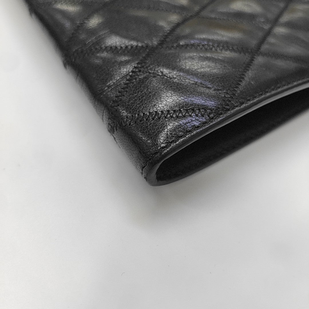 Quilted Lambskin Shoulder Bag Medium Black