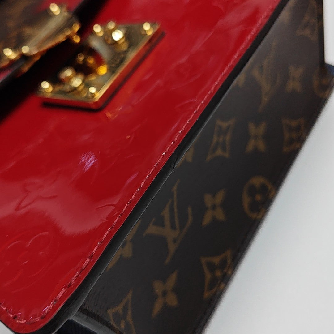 SPRING STREET Patent Leather Red