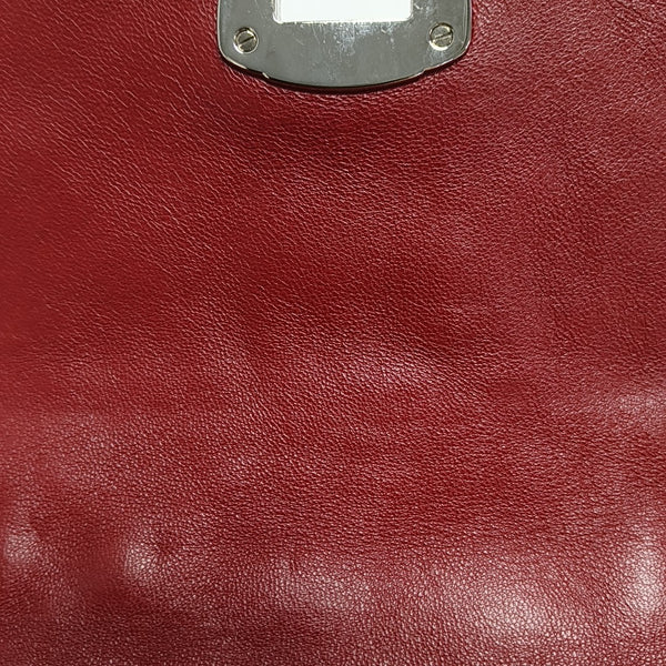 Bolso bandolera de tela acolchada rojo