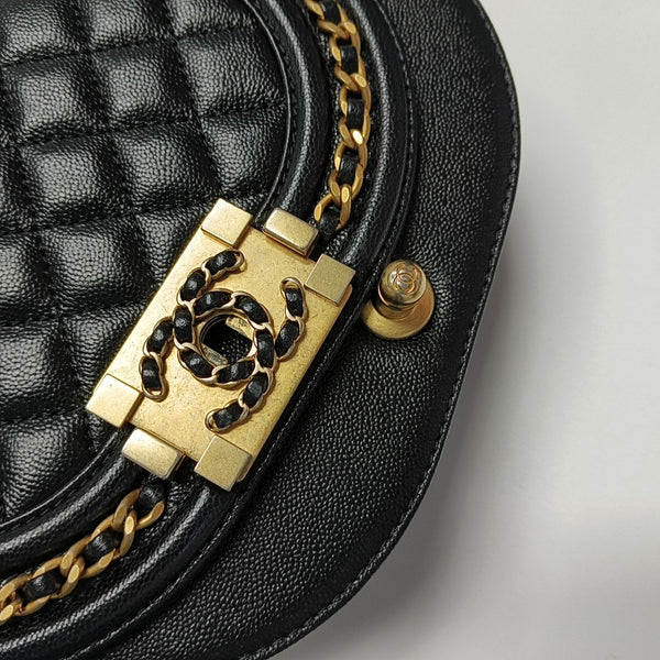 Authenticated pre-owned  BOY CHANEL Small Quilted Grained Calfskin Black - Shoulder Bag at Looply