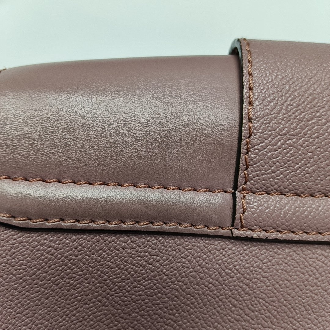 Buckle Calfskin Beige