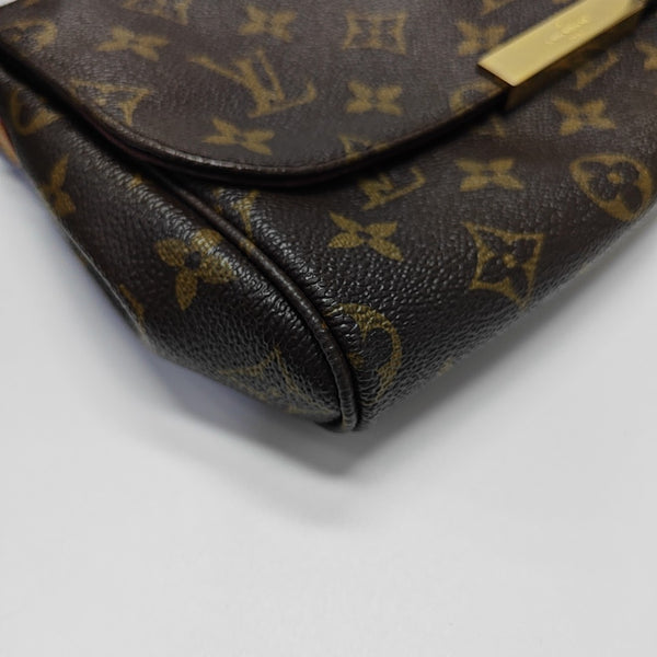 FAVORITE MM Monogram Coated Canvas Brown