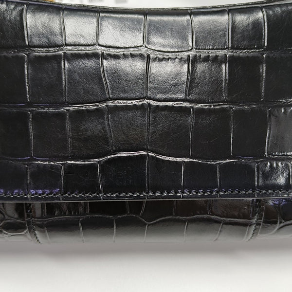 Hourglass Wallet On Chain Small Calfskin Black