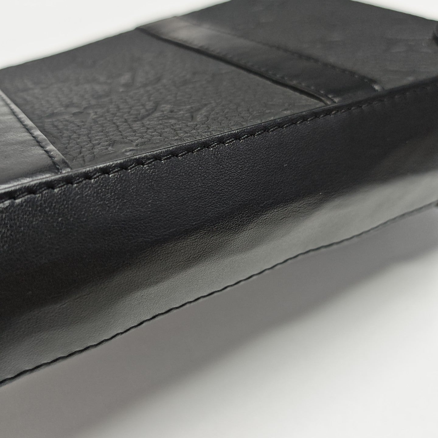 WALLET TRUNK Monogram Calfskin Black