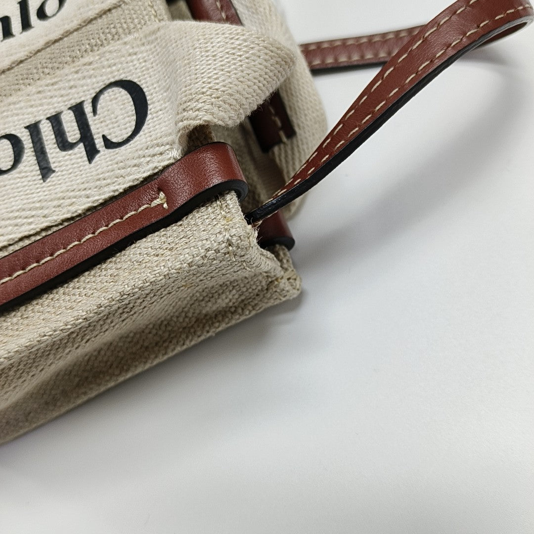 Woody Nano Canvas Beige