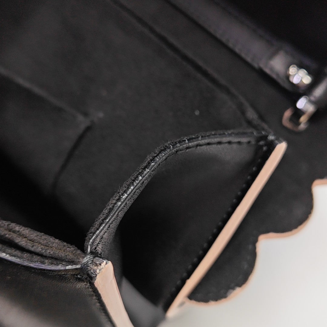 Kan I Medium Calfskin Black