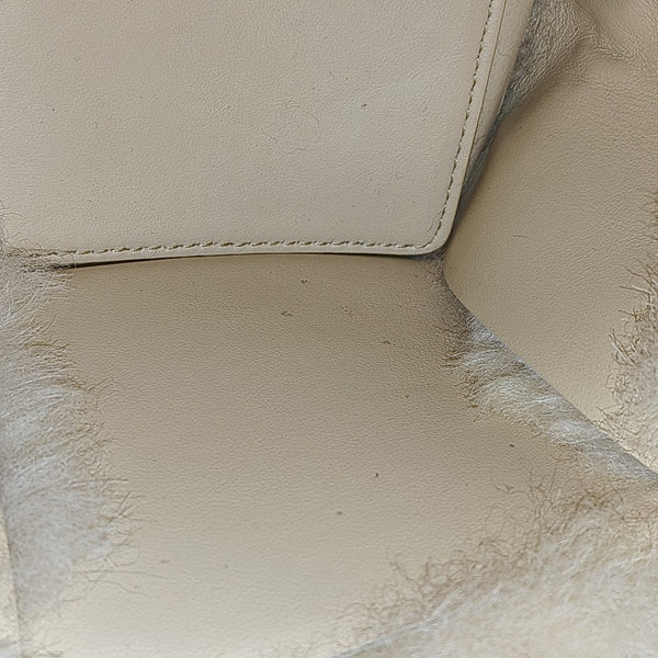 Authenticated pre-owned  Arco Sheepskin Yellow - Tote Bag at Looply