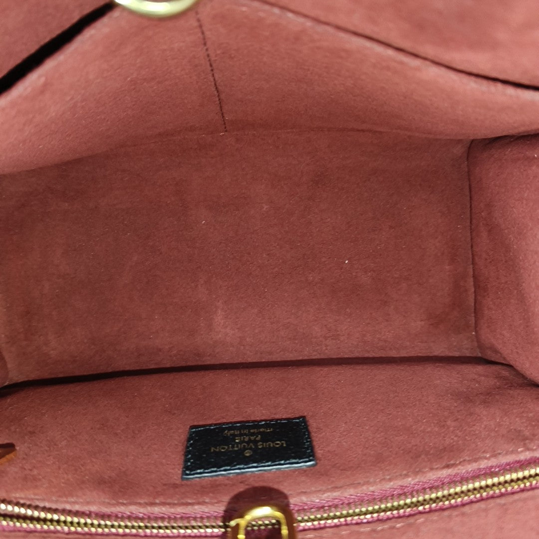 ONTHEGO PM Calfskin Black