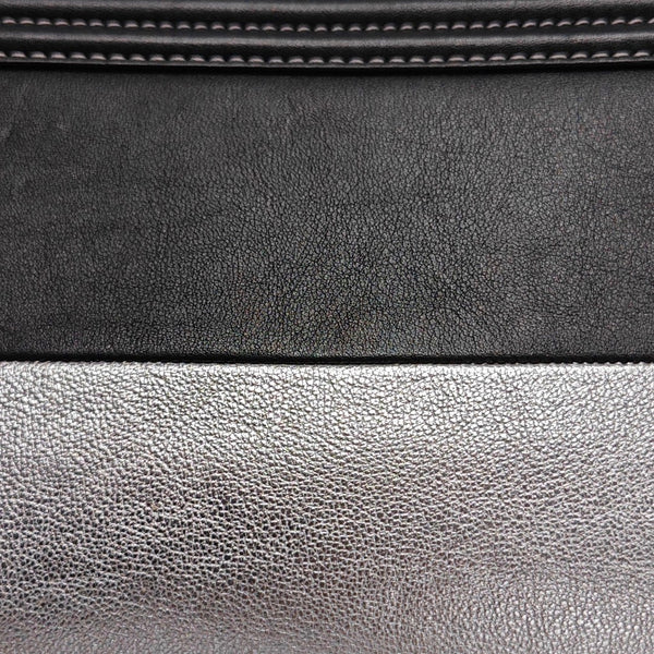 Authenticated pre-owned  BOY CHANEL Medium Calfskin Black - Shoulder Bag at Looply
