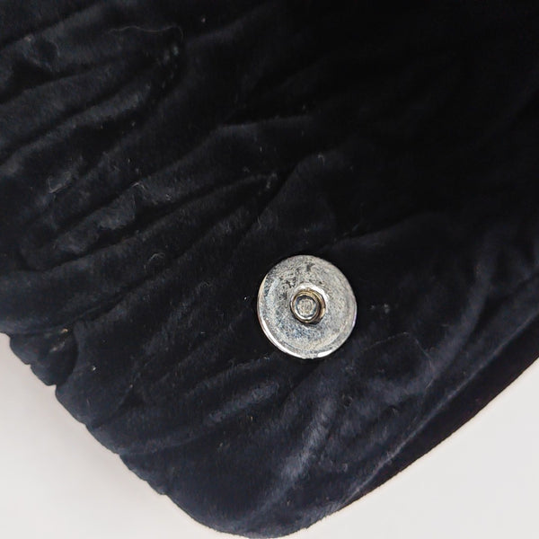 Matelassé Quilted Velvet Black