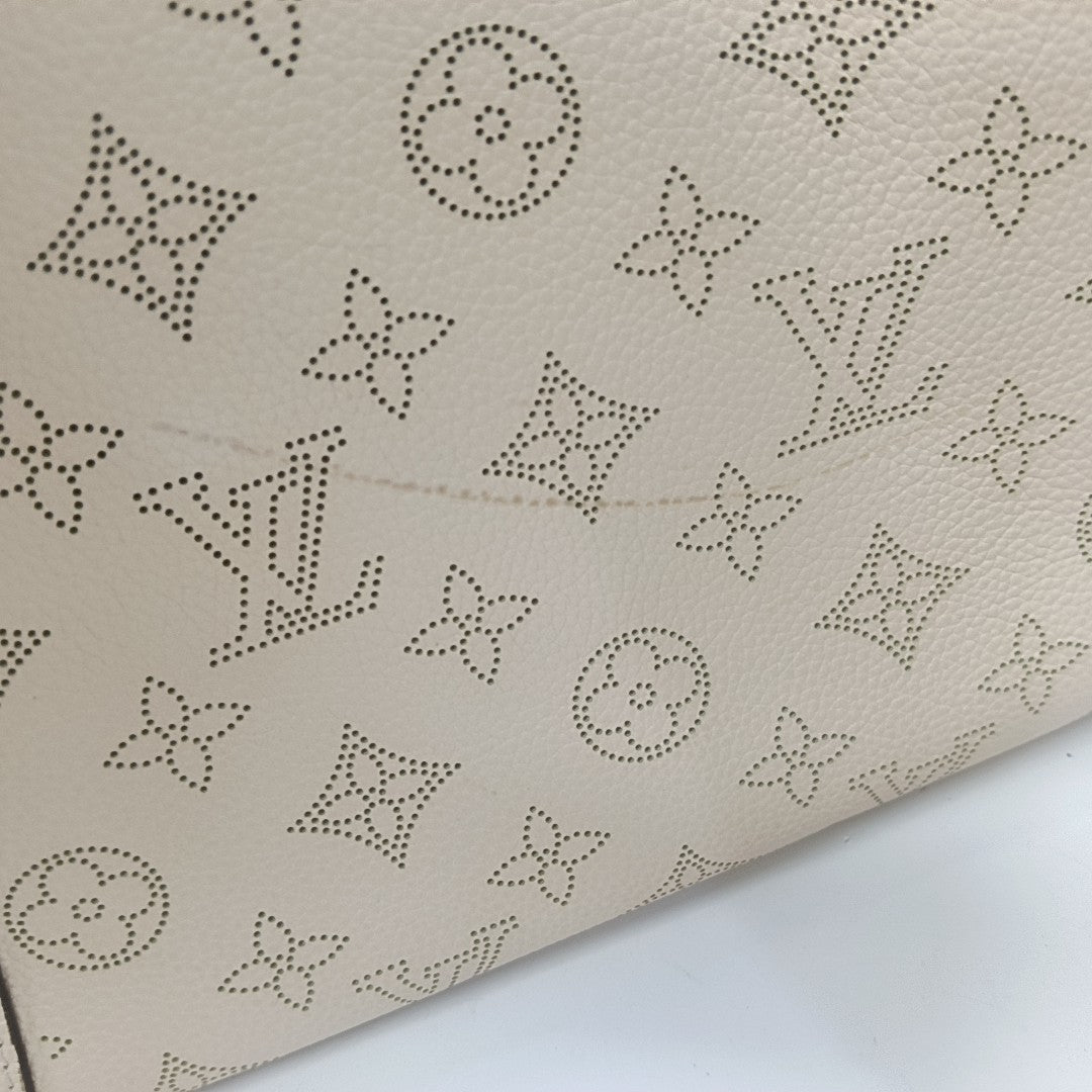 HINA PM Monogram Piel de becerro Beige