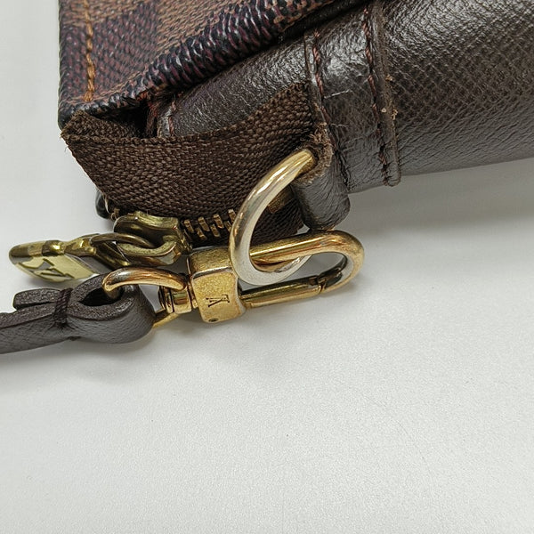 TROUSSE MAKE UP Damier Ebene Coated Canvas Brown