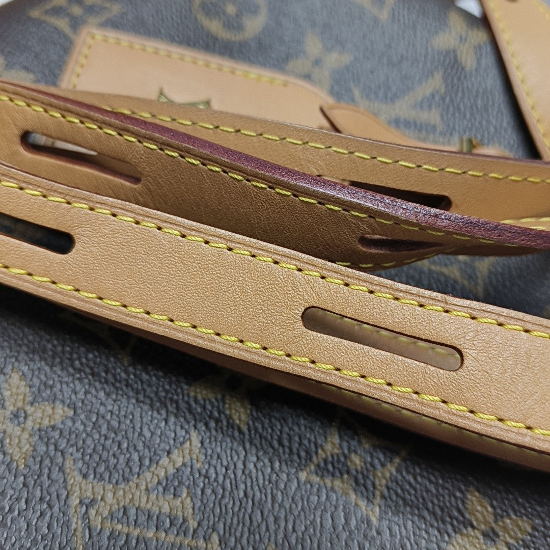 BOITE CHAPEAU MM Monogram Coated Canvas Brown