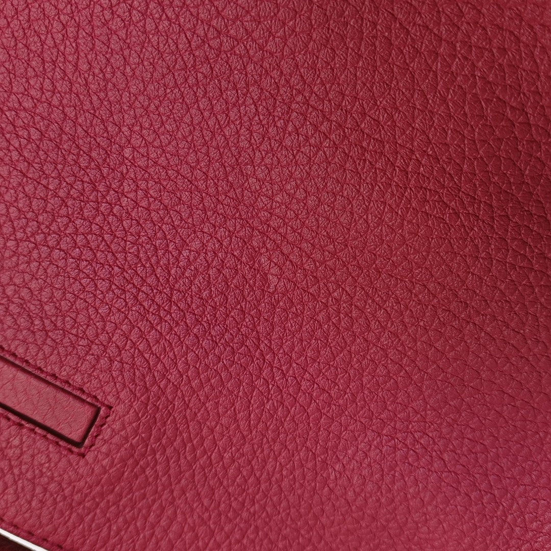 Calfskin Shoulder Bag Red