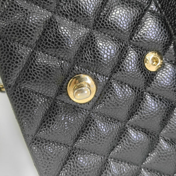 CLASSIC FLAP Medium Quilted Grained Calfskin Black