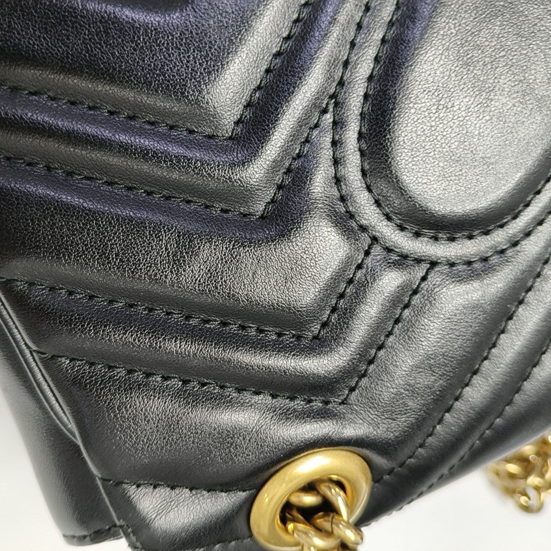 GG Marmont Small Quilted Calfskin Black