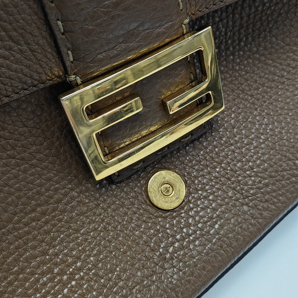 Baguette Calfskin Brown