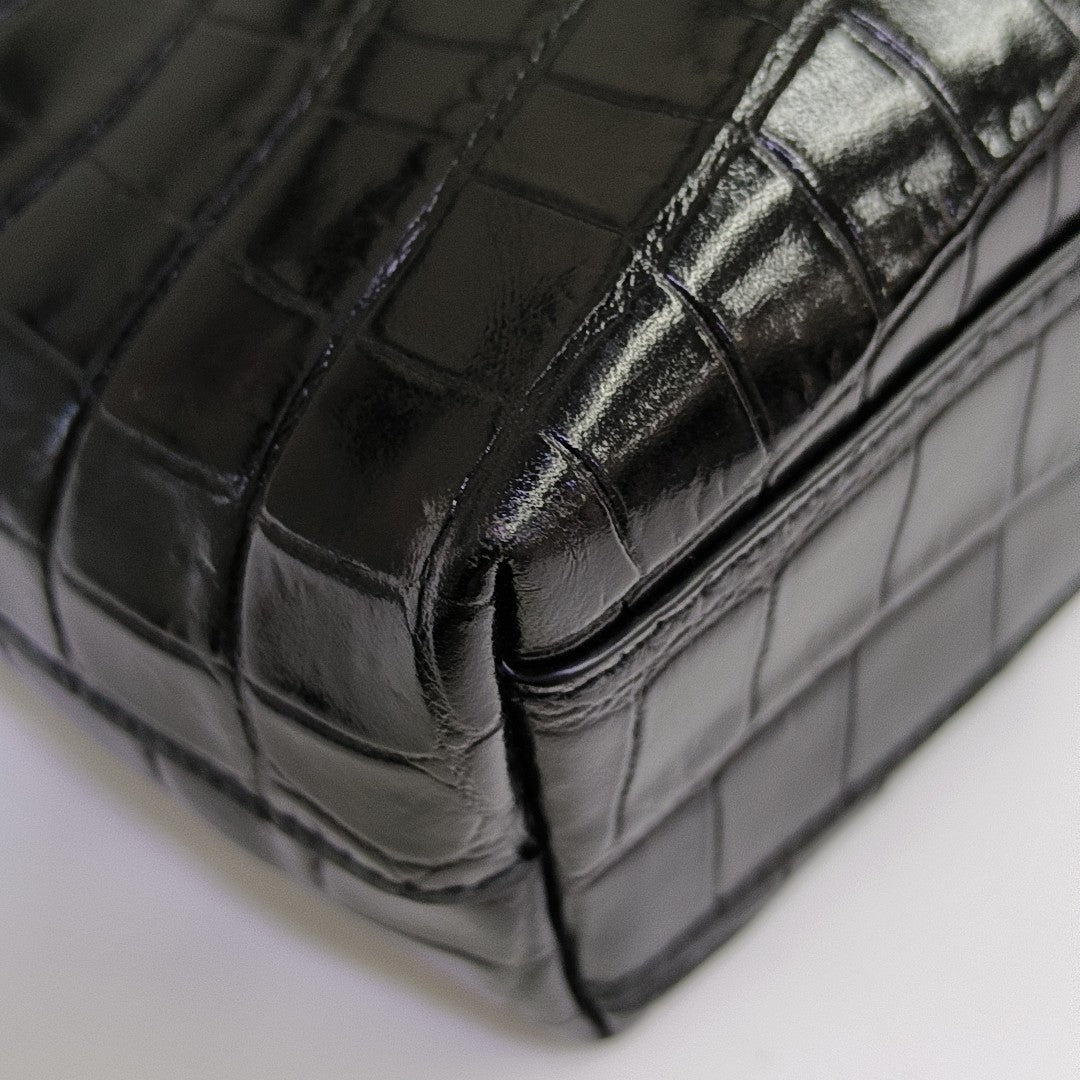 Calfskin Tote Bag Black