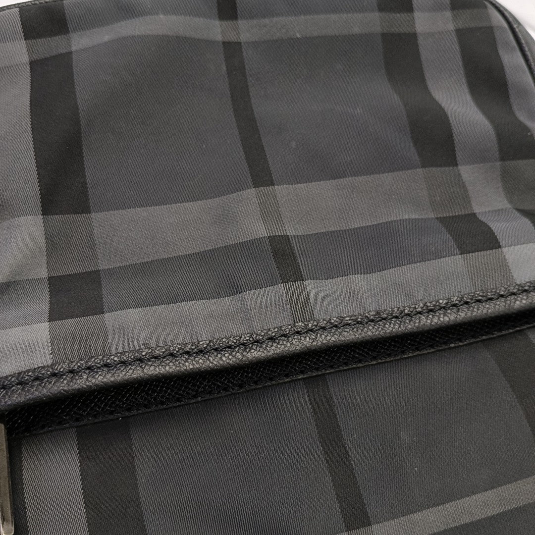 Nylon Gray
