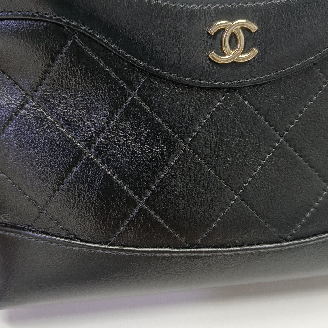 CHANEL 31 Nano Quilted Calfskin Black