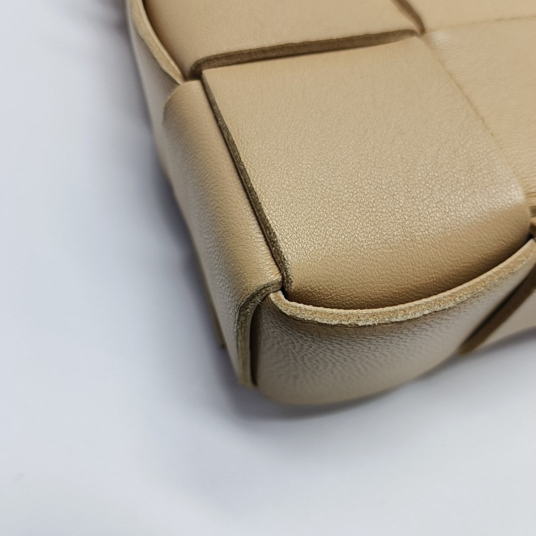 Cassette Medium Lambskin Beige