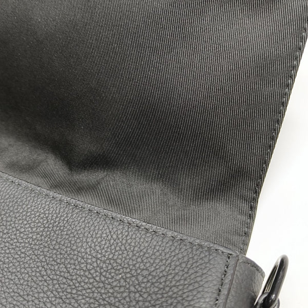 MESSENGER VOYAGE Calfskin Black