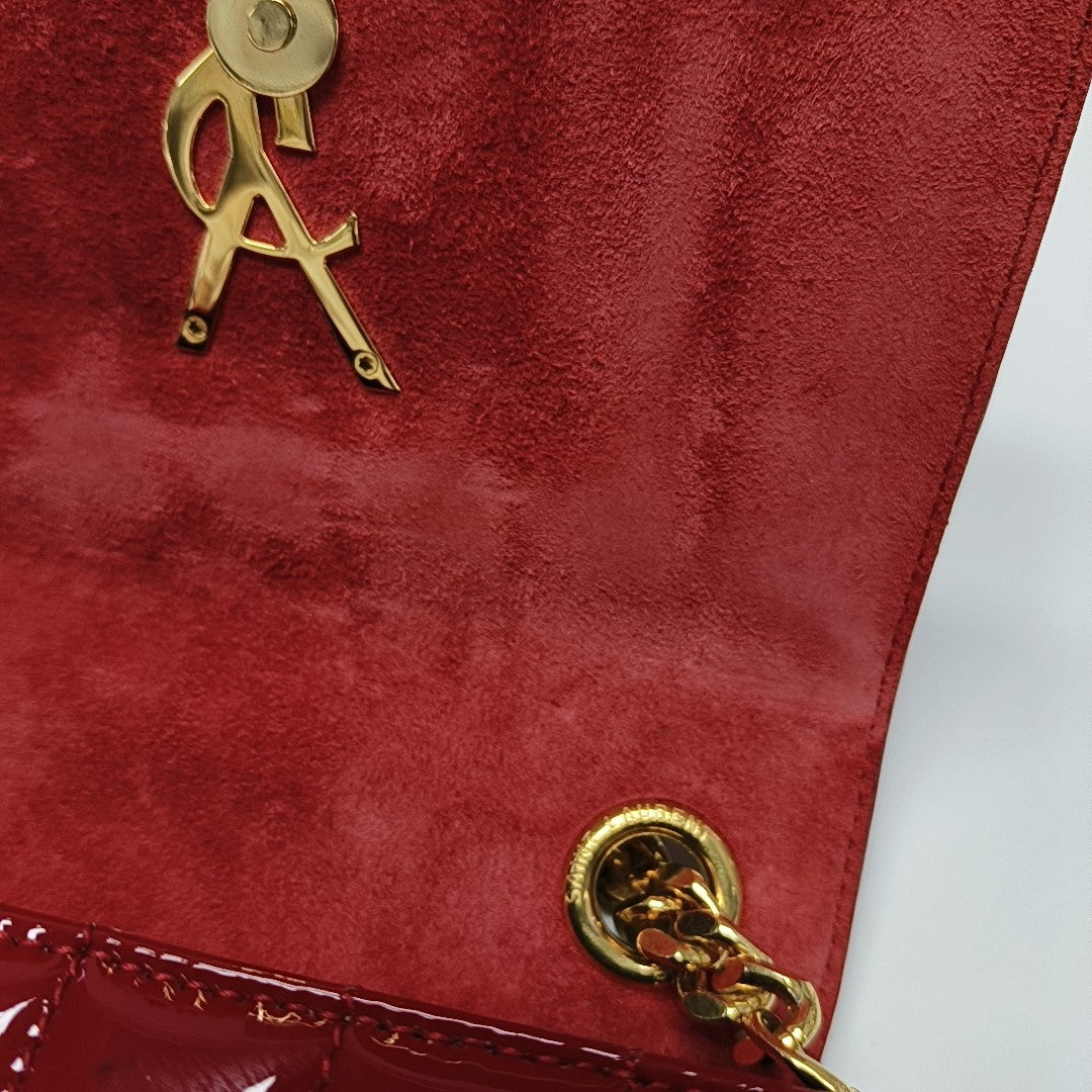 VICKY Small Quilted Patent Leather Red