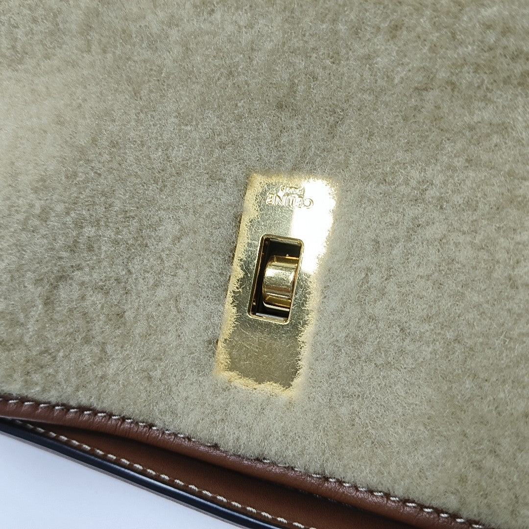 BUCKET 16 Sheepskin Beige