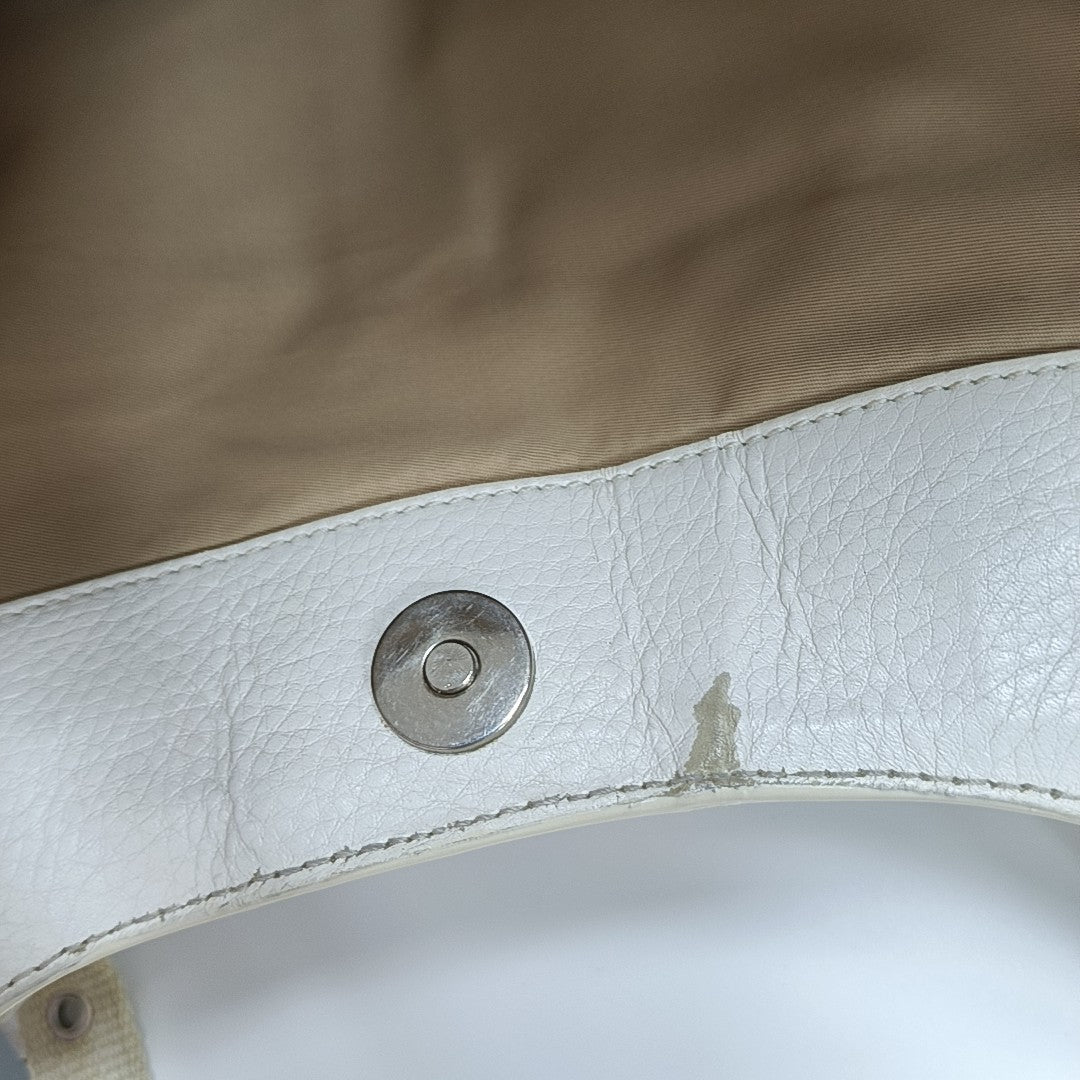 Street Chic Oblique Nylon White