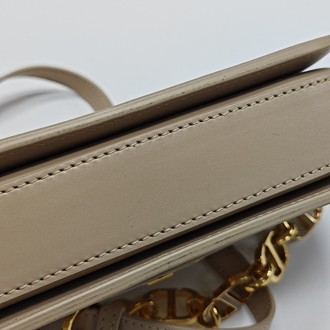 Bobby Small Calfskin Beige