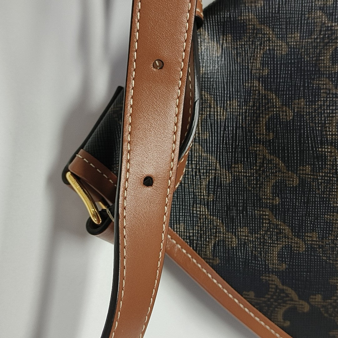 TRIOMPHE CANVAS Medium Coated Canvas Brown