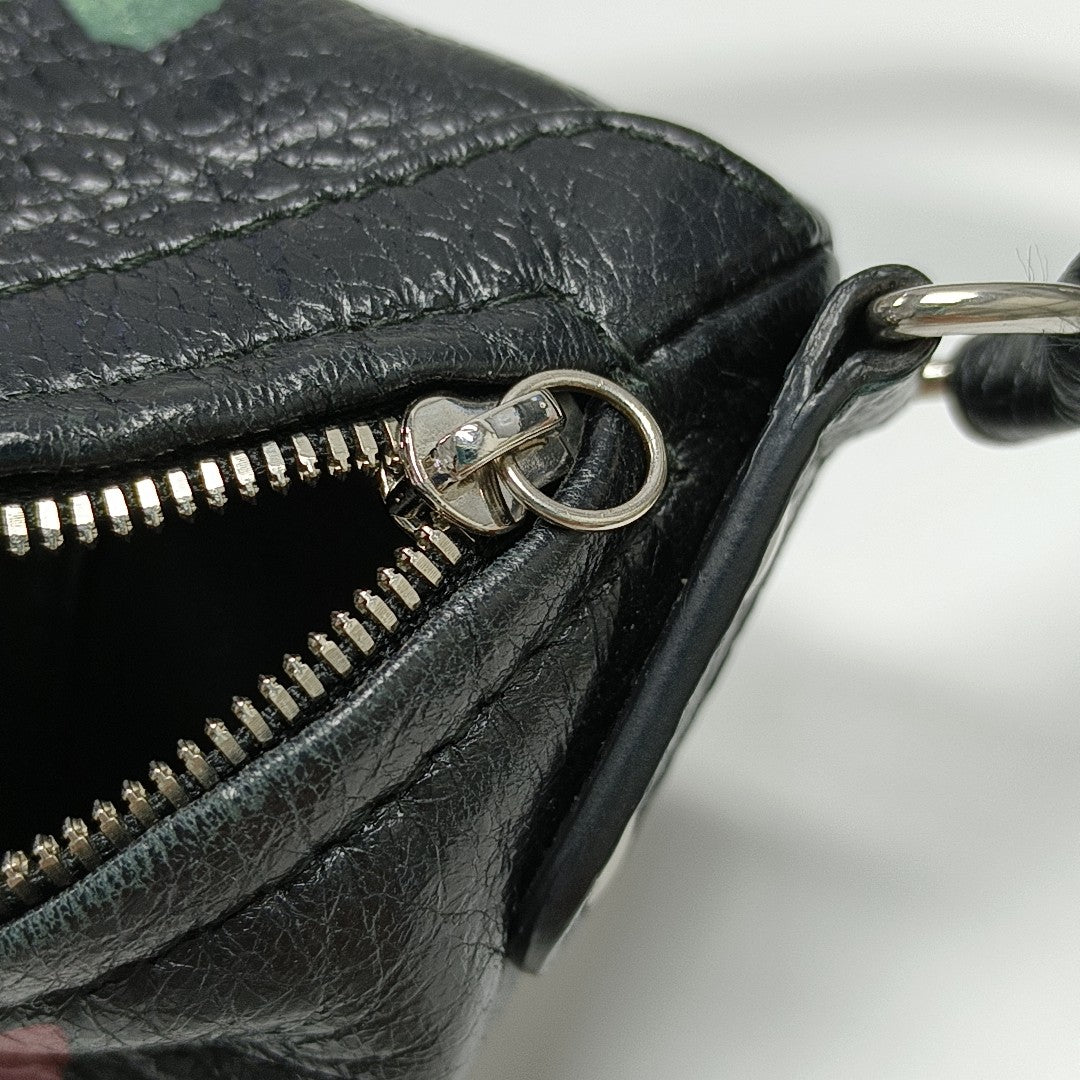 Souvenirs Lambskin Black