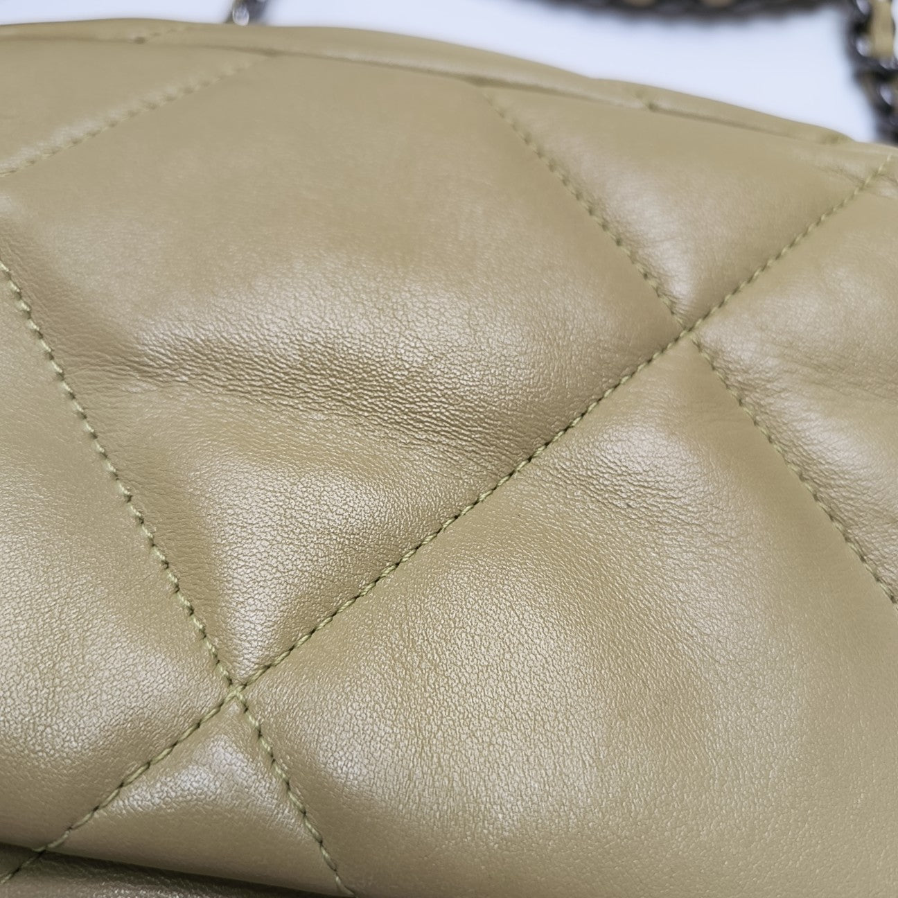 CHANEL 19 Small Quilted Lambskin Green